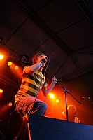 live2.jpg